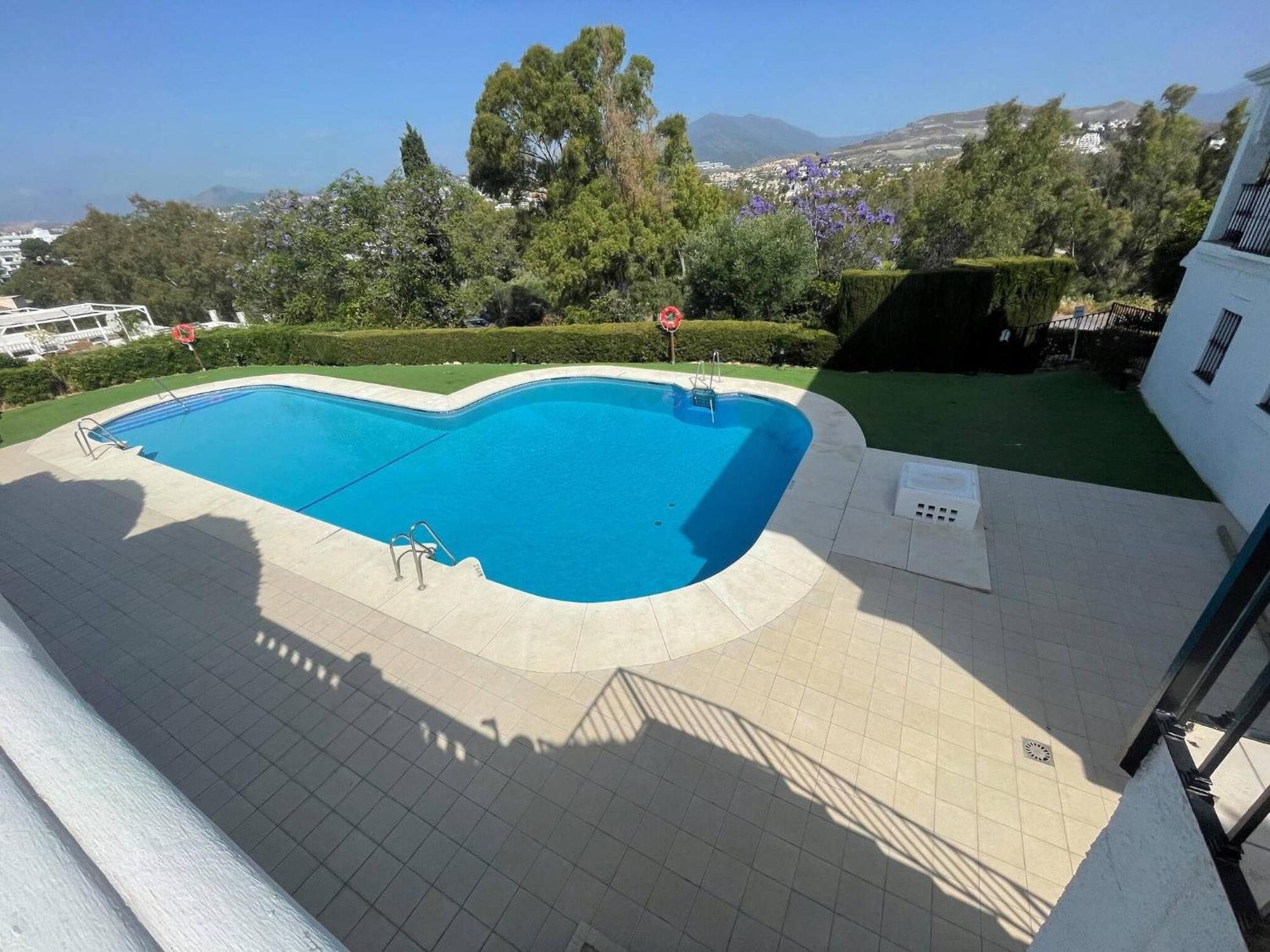 Сasa de vacaciones Luxury Townhouse Sea Views 10 Min From Puerto Banus